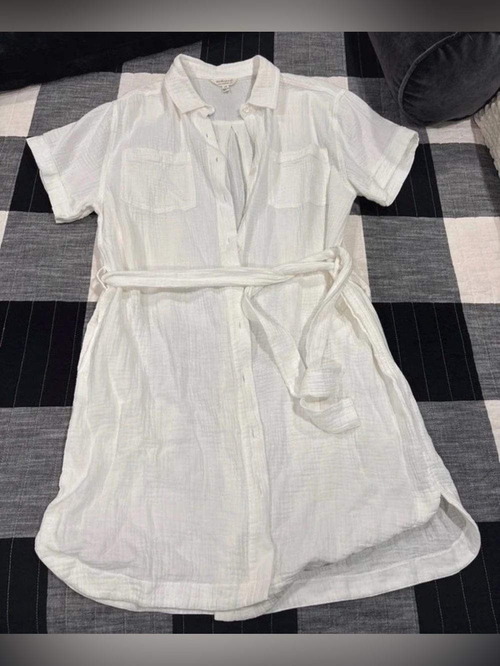 White Button-Front Shirt Dress with Tie Waist